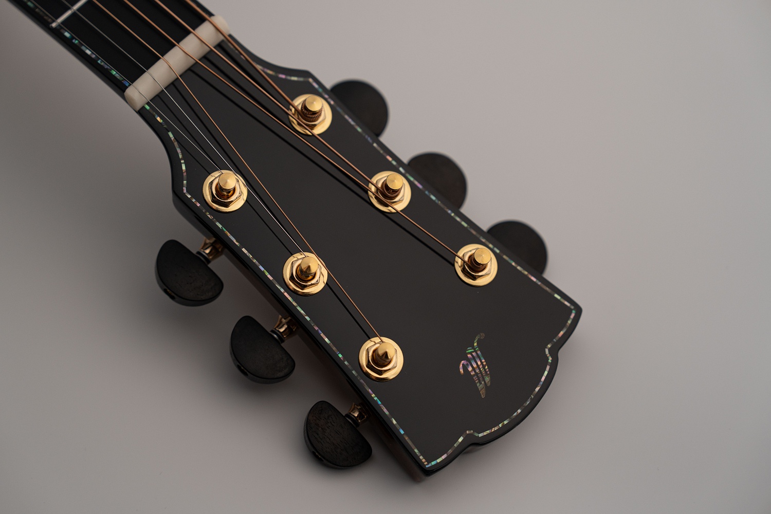 Meridaextrema Breakers